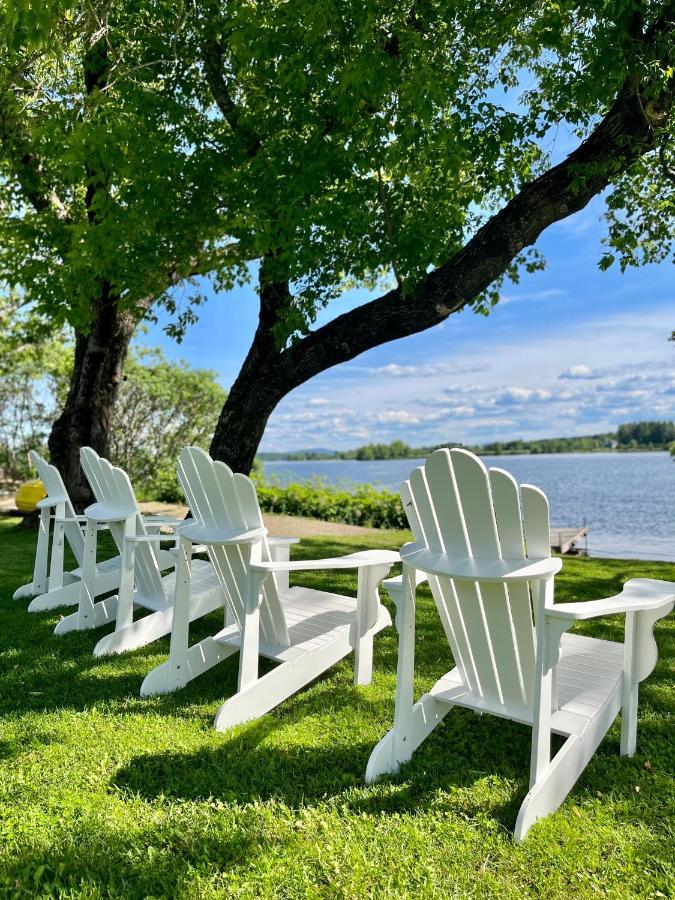 Auberge L'Intermede Du Lac Disraeli ภายนอก รูปภาพ